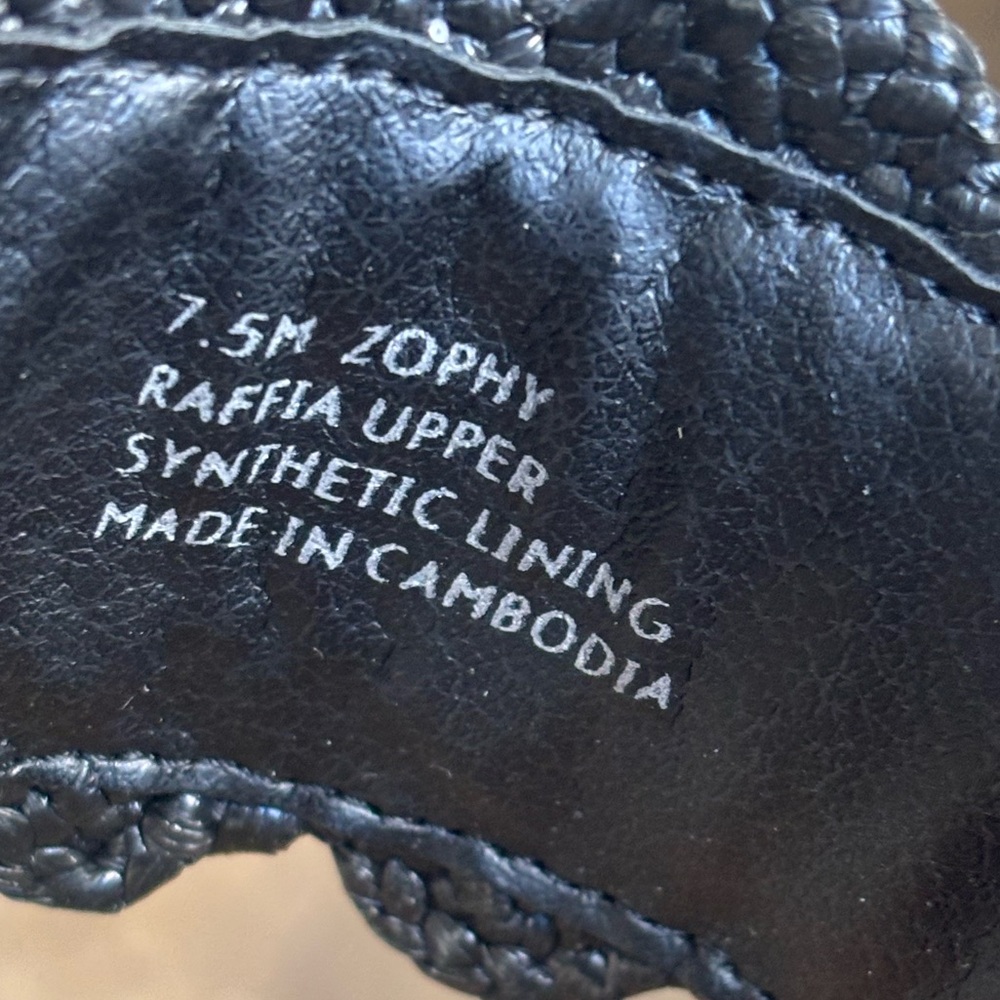 Dolce Vita Zophy Sandal - Picture 13 of 14